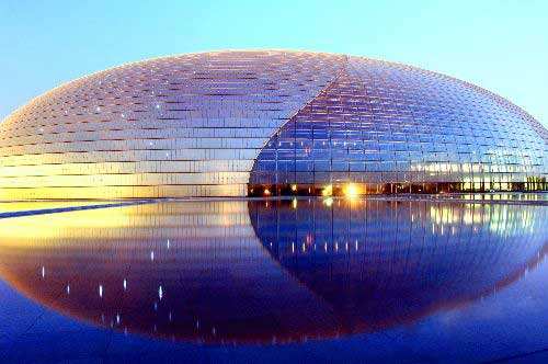 樹脂井蓋和鑄鐵井蓋各有各的優勢，看使用場合來決定。